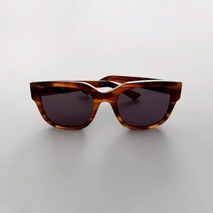 *NEW* Raen Garwood sunglasses and leather case